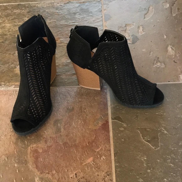 New in Box! Perforated black booties - Picture 3 of 6
